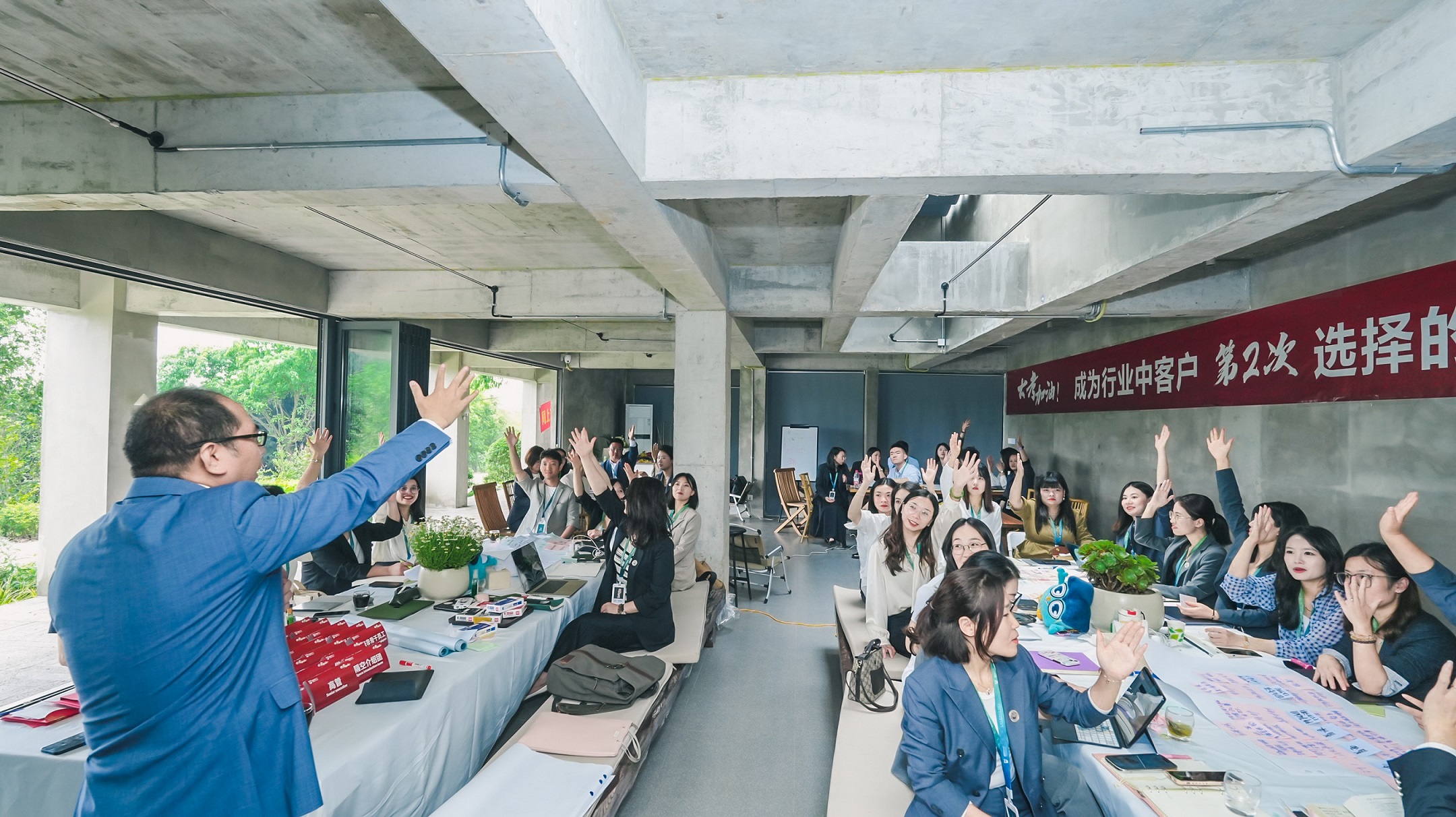 成为客户第二次选择的首选者